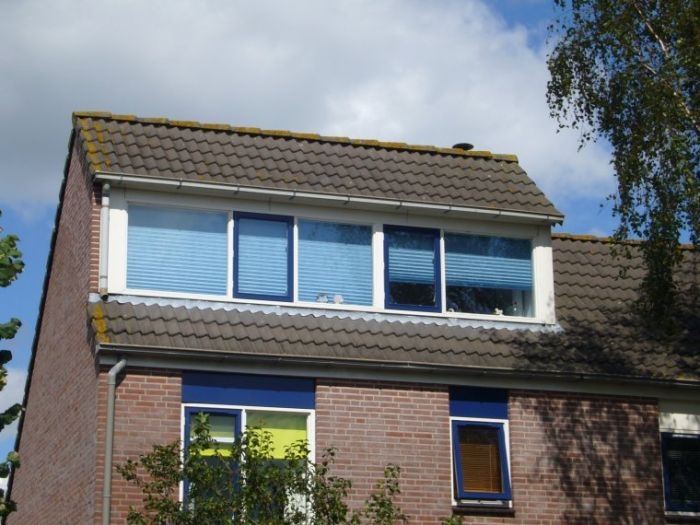 Een dakkapel bij u in Rotterdam laten plaatsenÂ voor extra ruimte in uw woning?